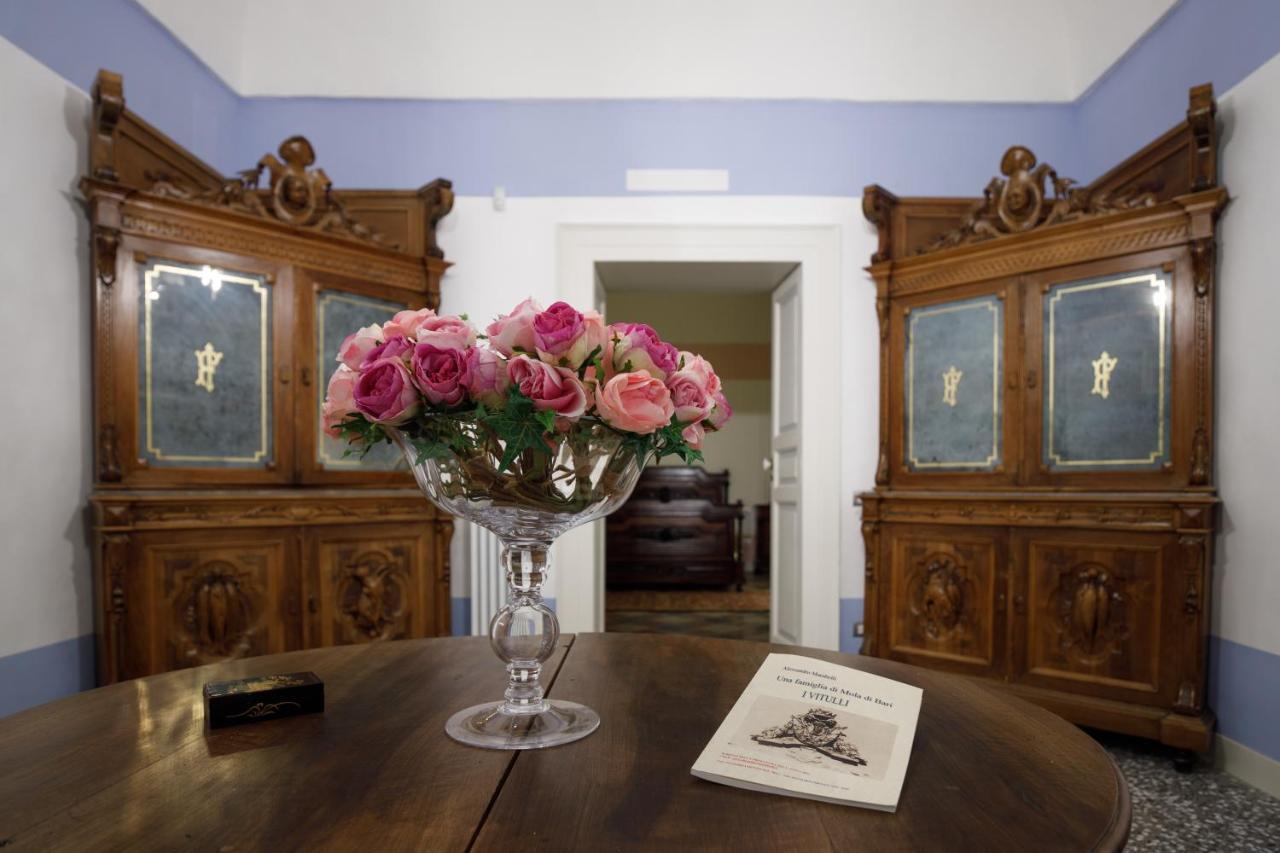 Bed and Breakfast Palazzo Introna Mola di Bari Exterior foto